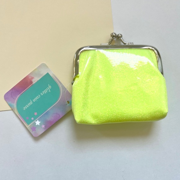 🍭 3/$10 neon green coin purse - Picture 2 of 12